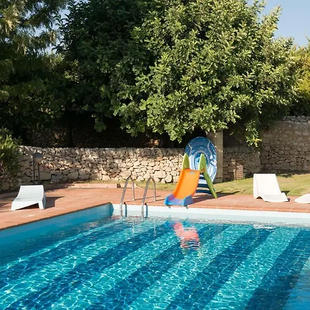 Casa Vacanze La Dependance Holiday home *