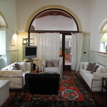Holiday home Casa Vacanze La Dependance *